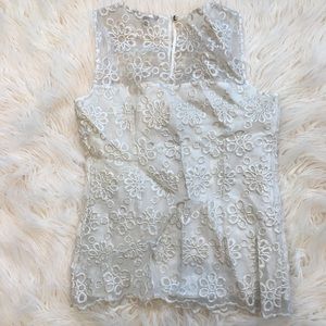 Banana Republic Top, like new.